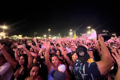 Verão Marataízes reúne multidões e transforma a cidade em um grande palco de música e alegria