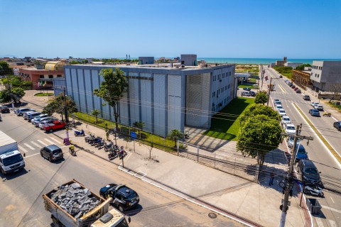 Prefeito  determina revisão geral de gastos e contratos em Marataízes